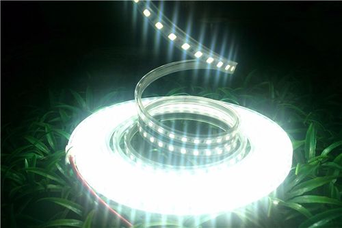 自成立伊始,潛心于led應(yīng)用產(chǎn)品制造研發(fā),是專(zhuān)攻led節(jié)能照明燈飾產(chǎn)品的